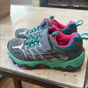 Merrell Kids Grey Teal and Pink Trail Sneakers